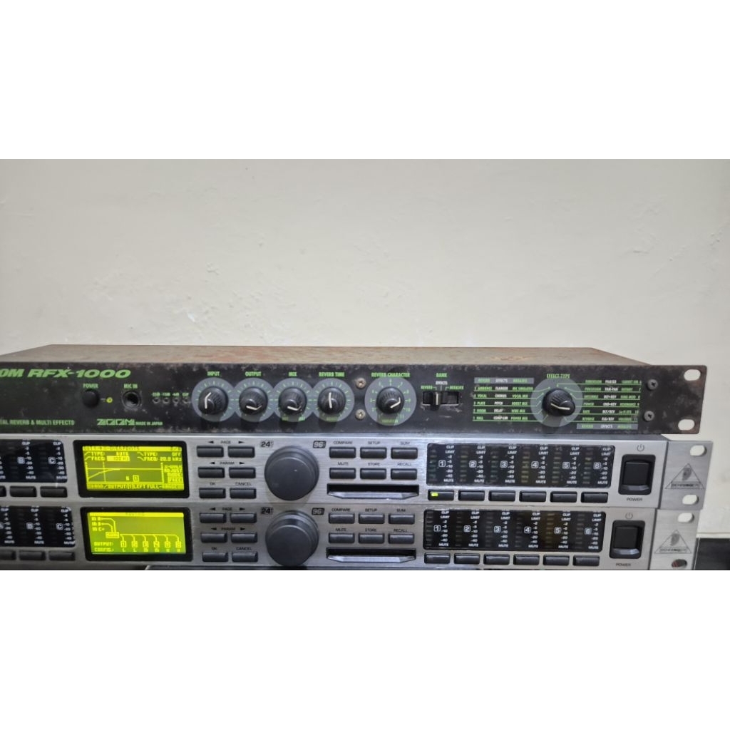 efek vocal ZOOM 1000 original bekas