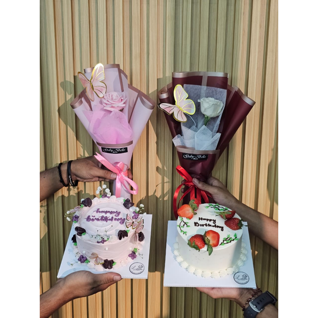 

MawCake Korean Cake Buket Mawar Butterfly Cake Strawberry Cake Buket Kupu-kupu Mawar Fresh Brownies Butterfly strawberry MaNies Mawar MaBox Ribbon
