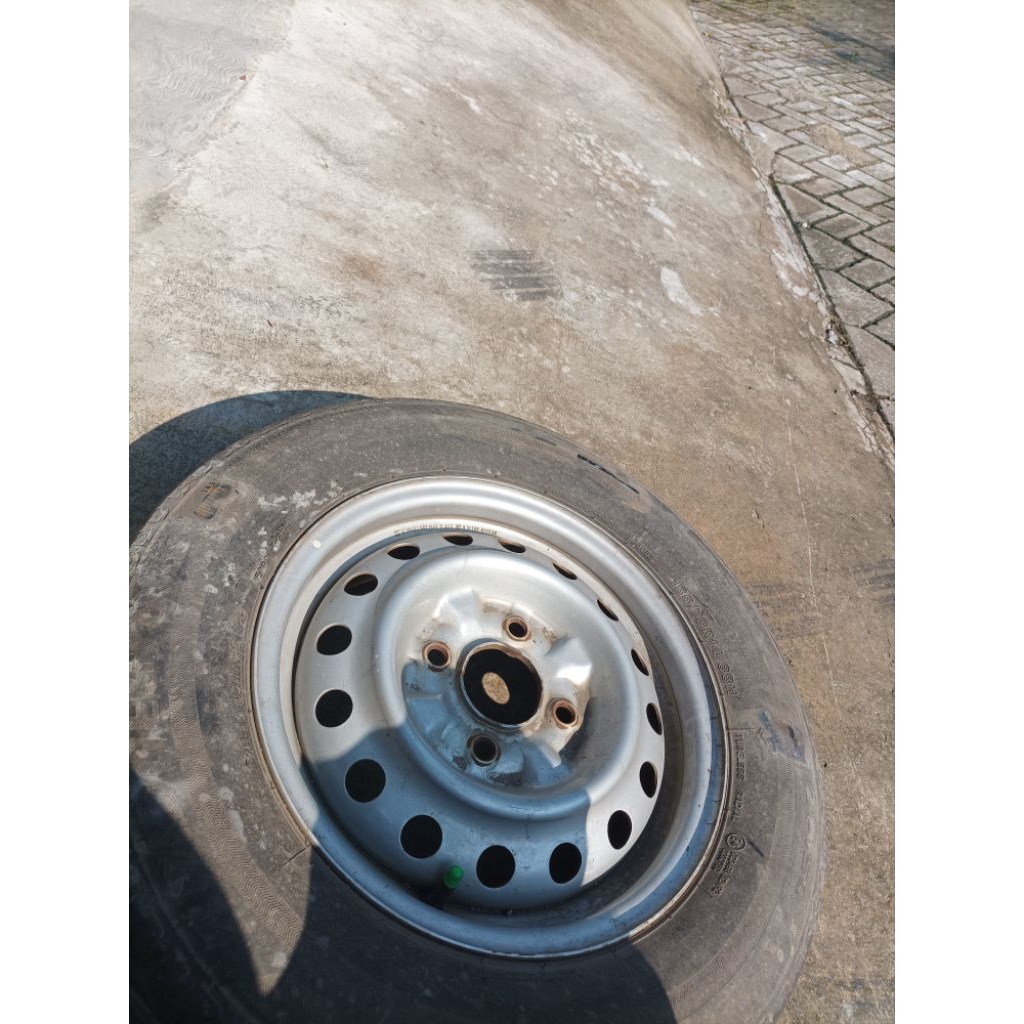 Velg kaleng R14 PCD 114