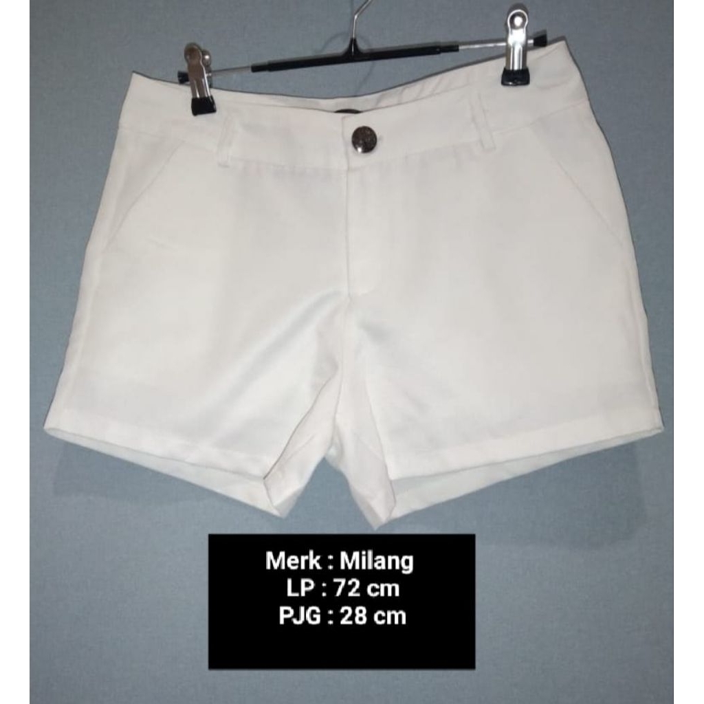 Celana  Pendek Putih Wanita Preloved