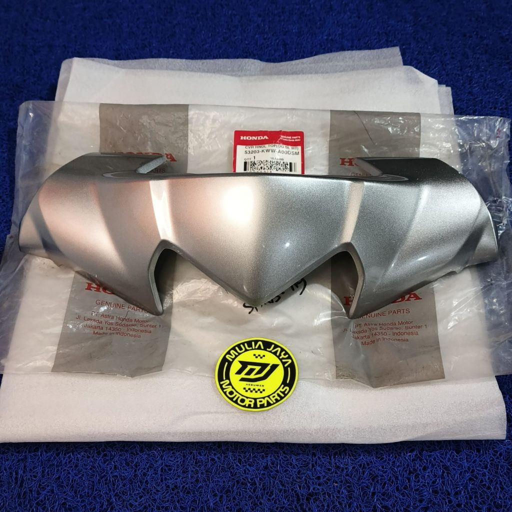 VISOR WINSHIELD BATOK DEPAN ATAS ATAU CVR HNDL TOP ( DG SL MT) HONDA REVO ABSOLUTE 110 SILVER ORIGIN