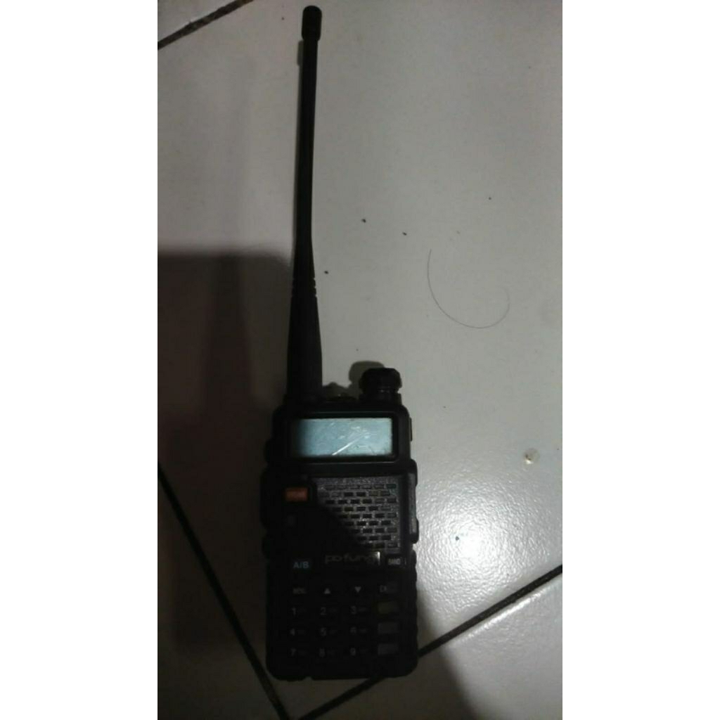 HT POFUNG UHF/VHF WALKIE TALKIE