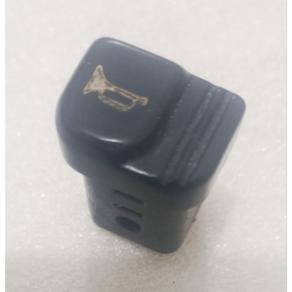 TOMBOL SAKLAR SAKELAR SWITCH KLAKSON BEL HORN ASTREA 800 ASDAP PRIMA GRAND STAR LEGENDA ORI BEKAS OR