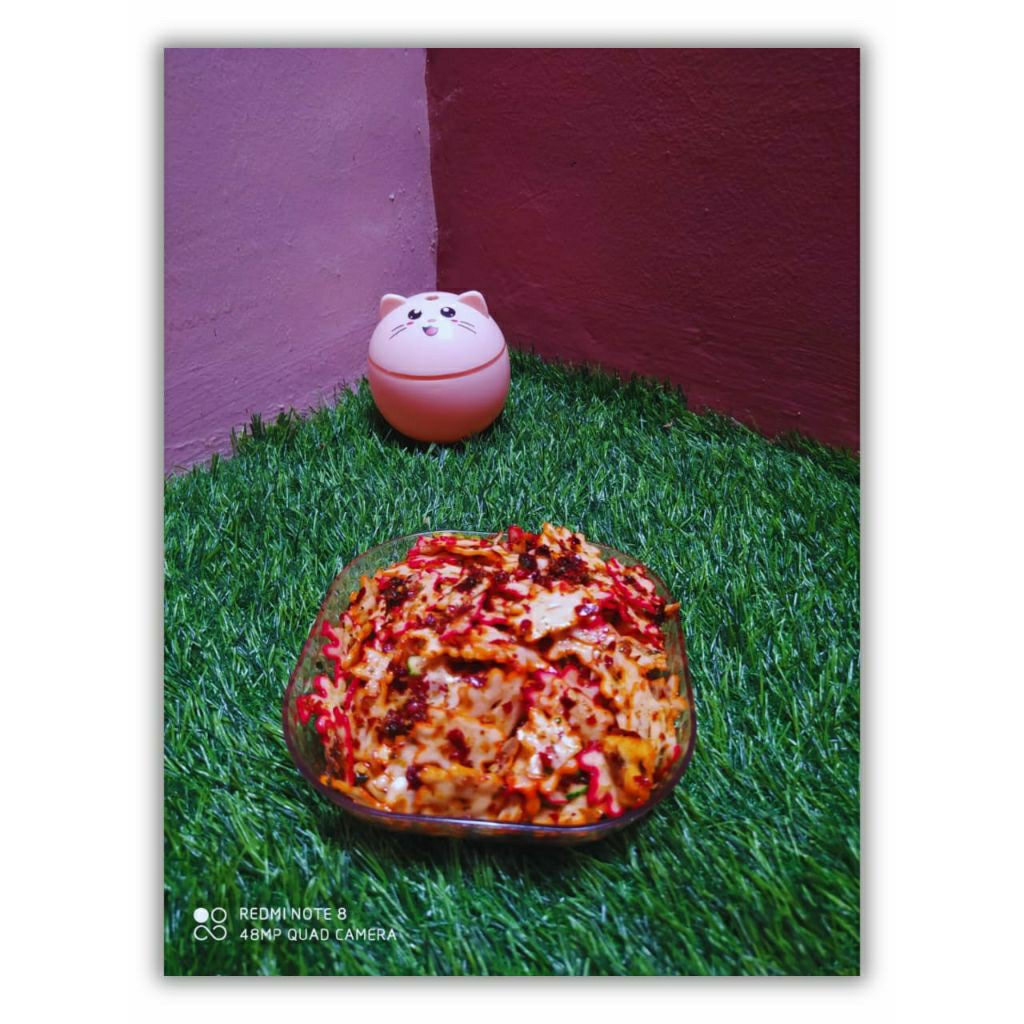 

Seblakkering kerupuk bintang warna pedas daun jeruk isi 250 gram Cemilan snack