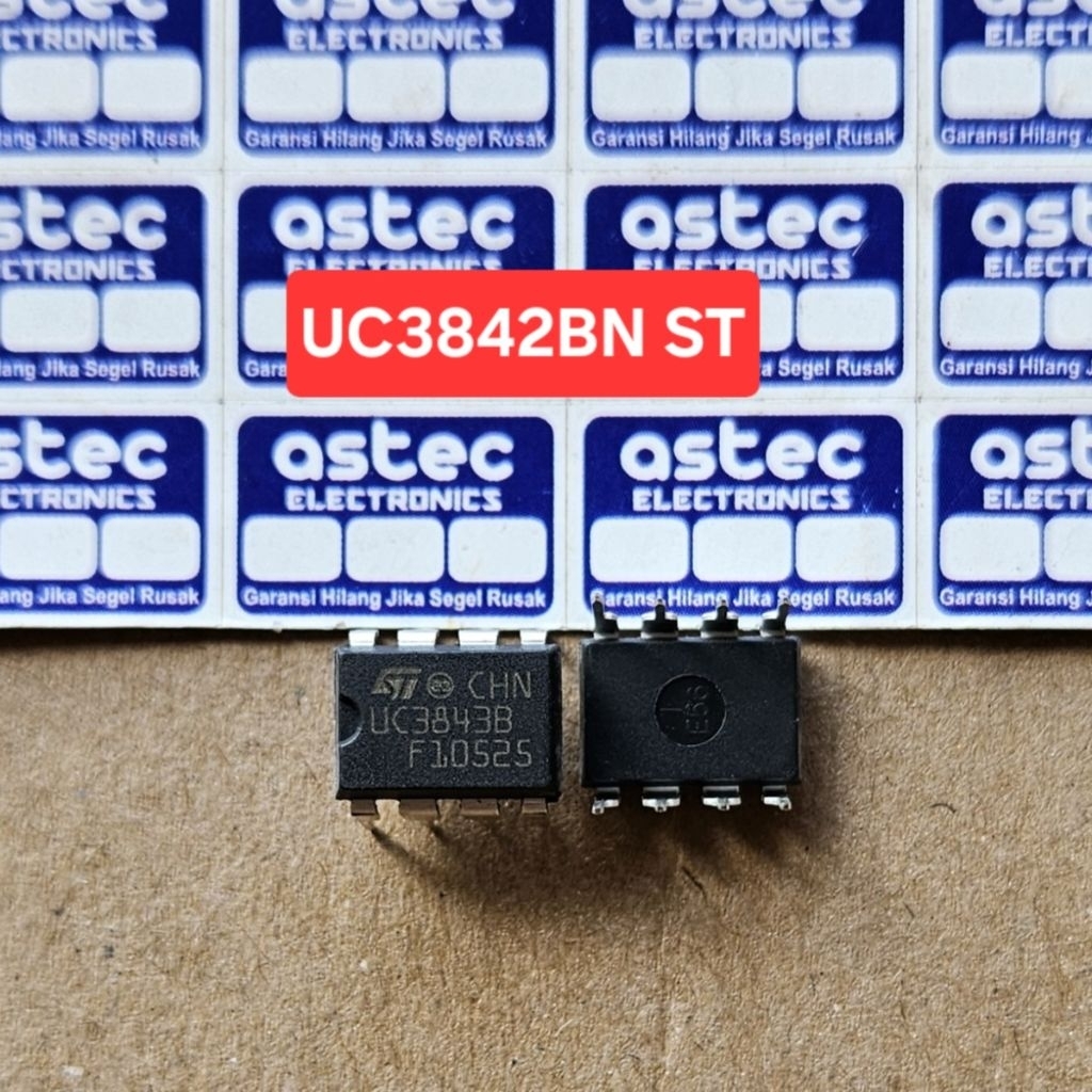 UC3842 UC3842BN DIP-8 Original ST