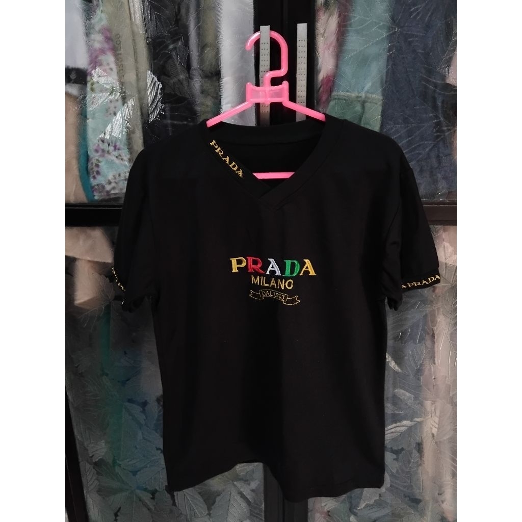 kaos prada milano
