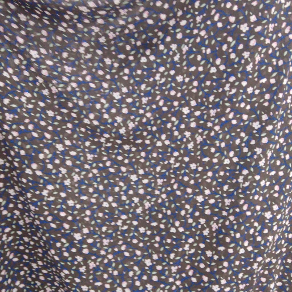 Kain Ceruty Motif Bunga Kecil – Bahan Hijab & Gamis Flowly Elegan (Harga Kain Per½ Meter)