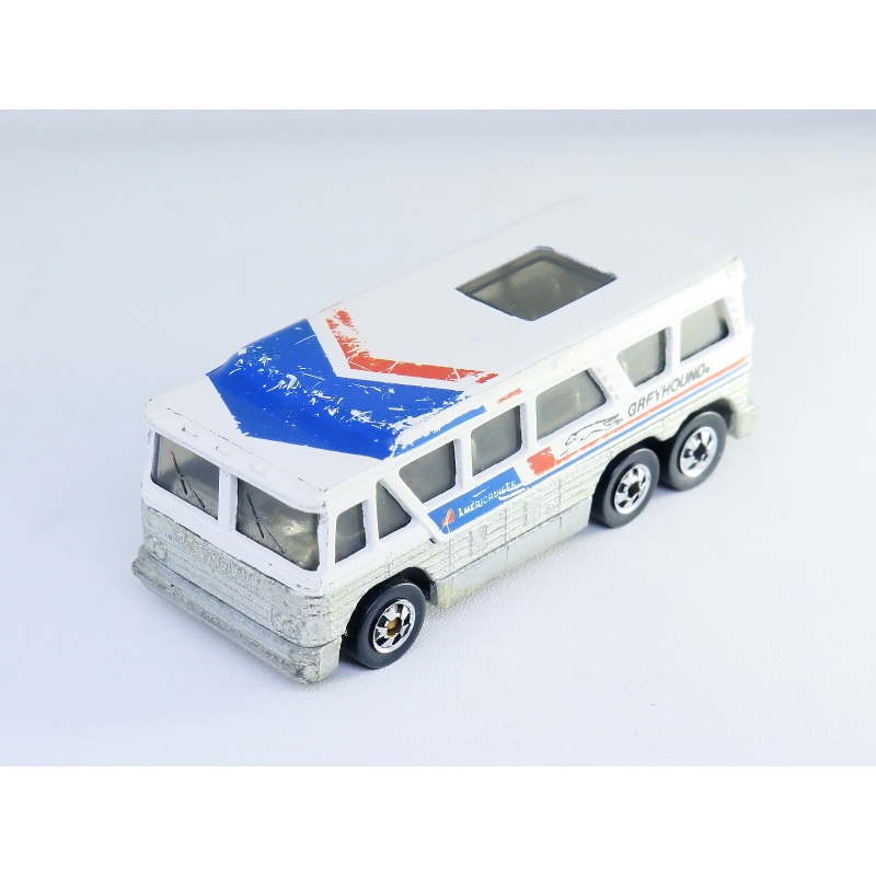 Hot Wheels loose Greyhound MC 8 - putih