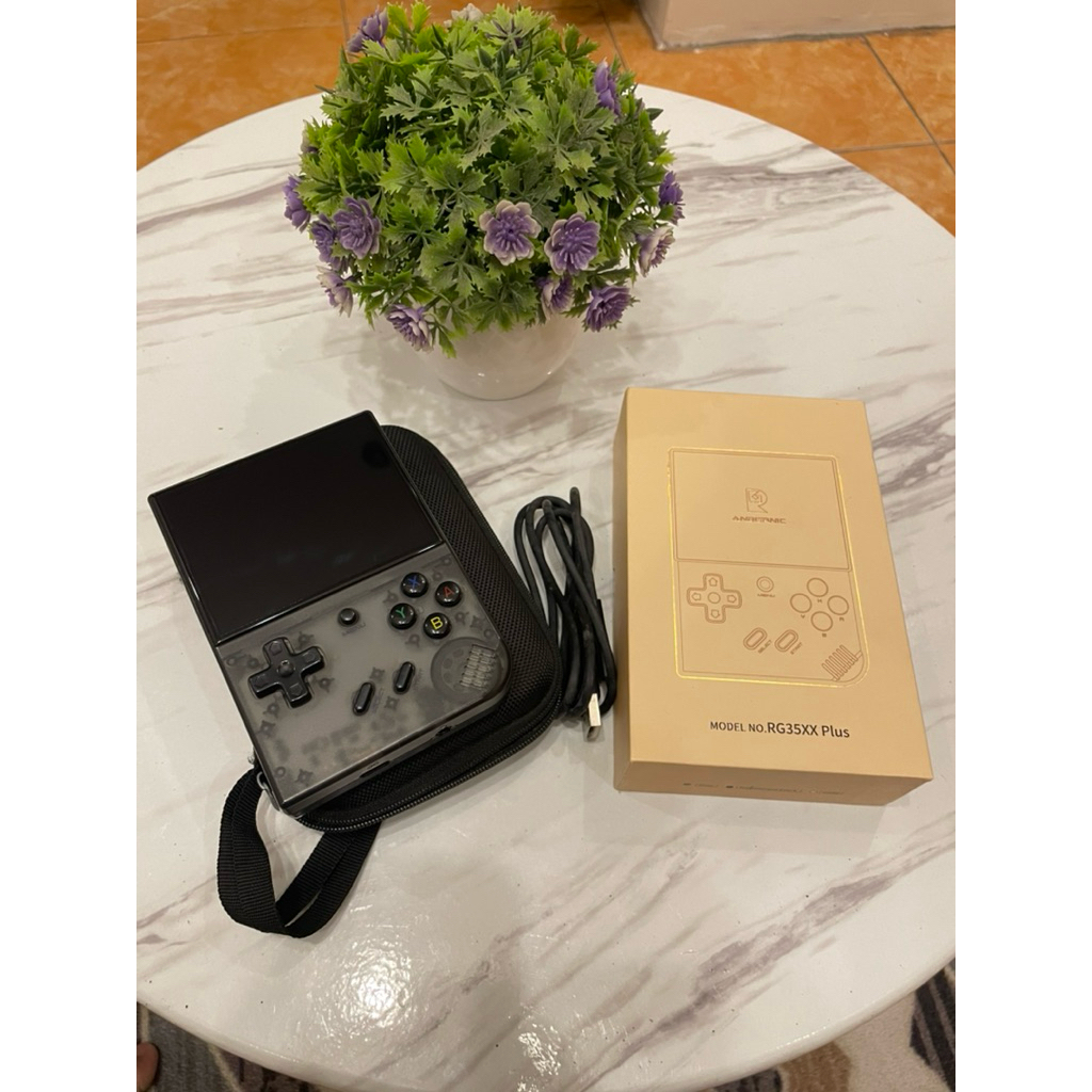 anbernic RG35XX plus second