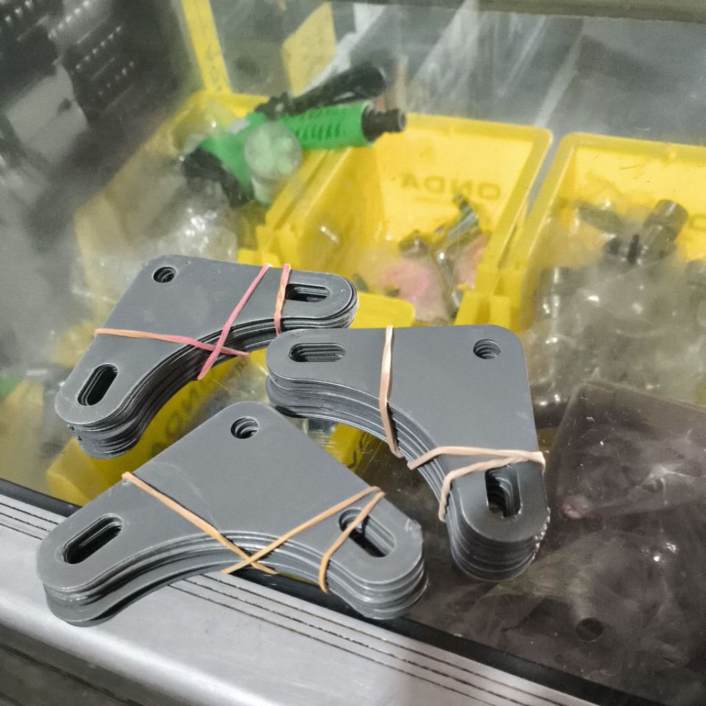 L Siku Sambungan Besi Siku Lubang