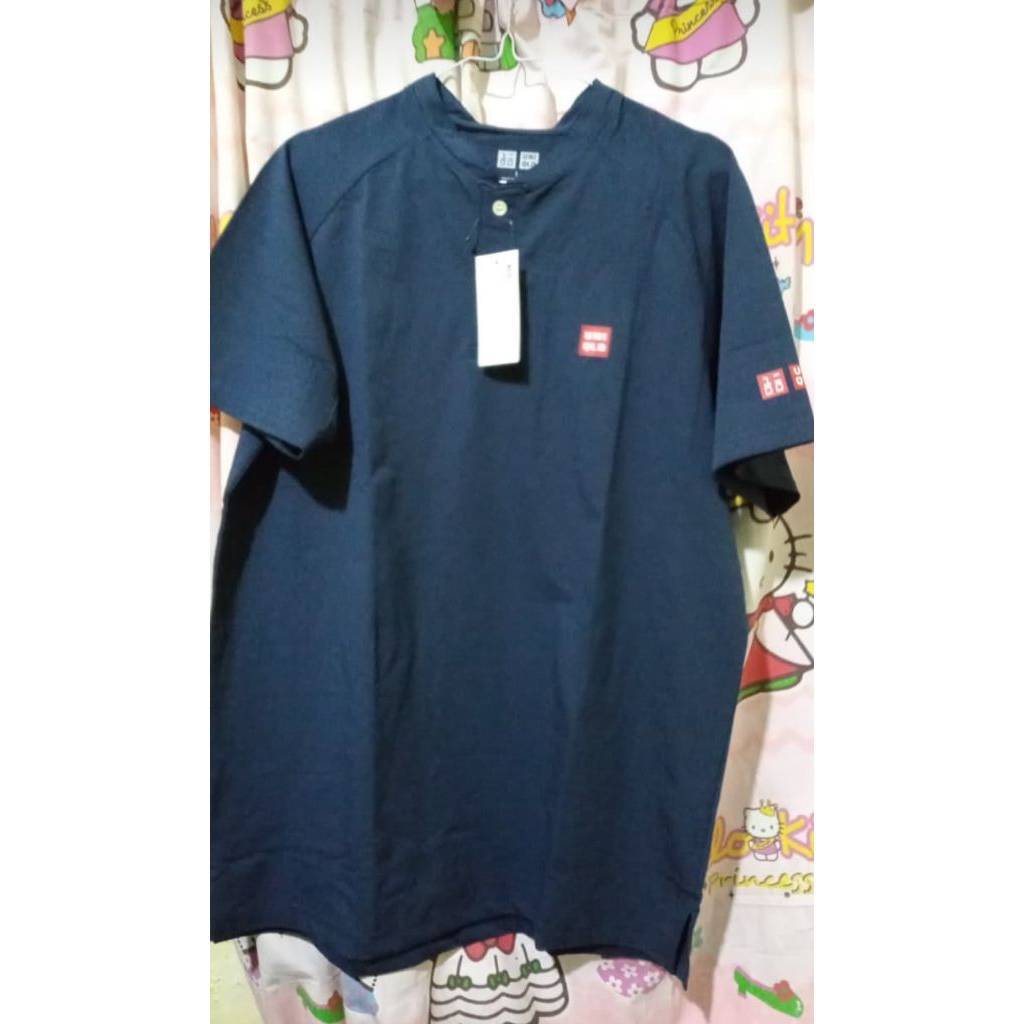 UNIQLO kerah Shanghai size M L XL XXL
