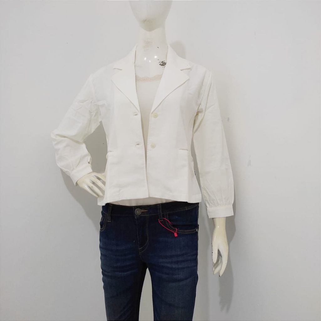 Allyzzia -  Outer Allyzzia