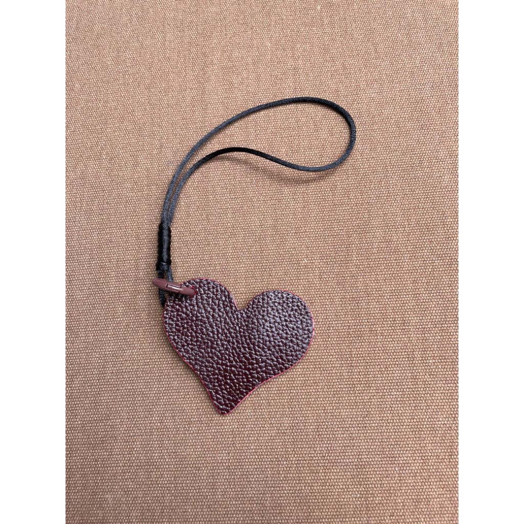 Love Maroon | Asli Kulit | Gantungan Tas