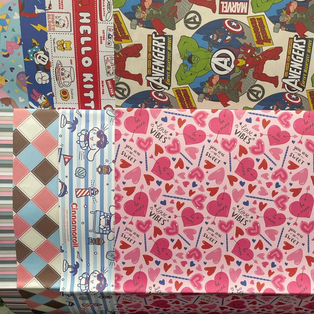 

Ong Houseware - Kertas Bungkus Kado Jumbo Besar 70 Cm X 100 Cm Paper Craft KERTASKADO(B)