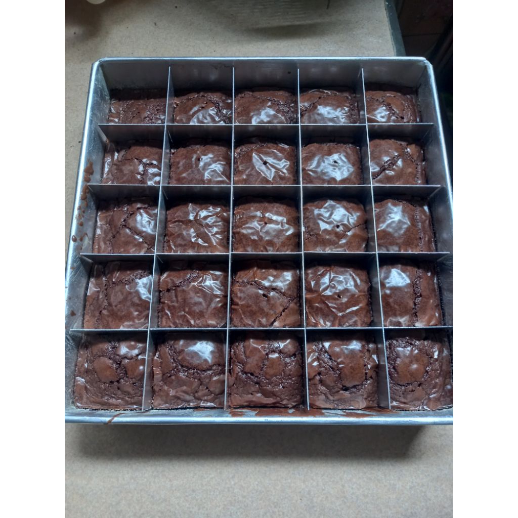 

Fudgy Brownies Premium Van Houten 20 cm x 20 cm