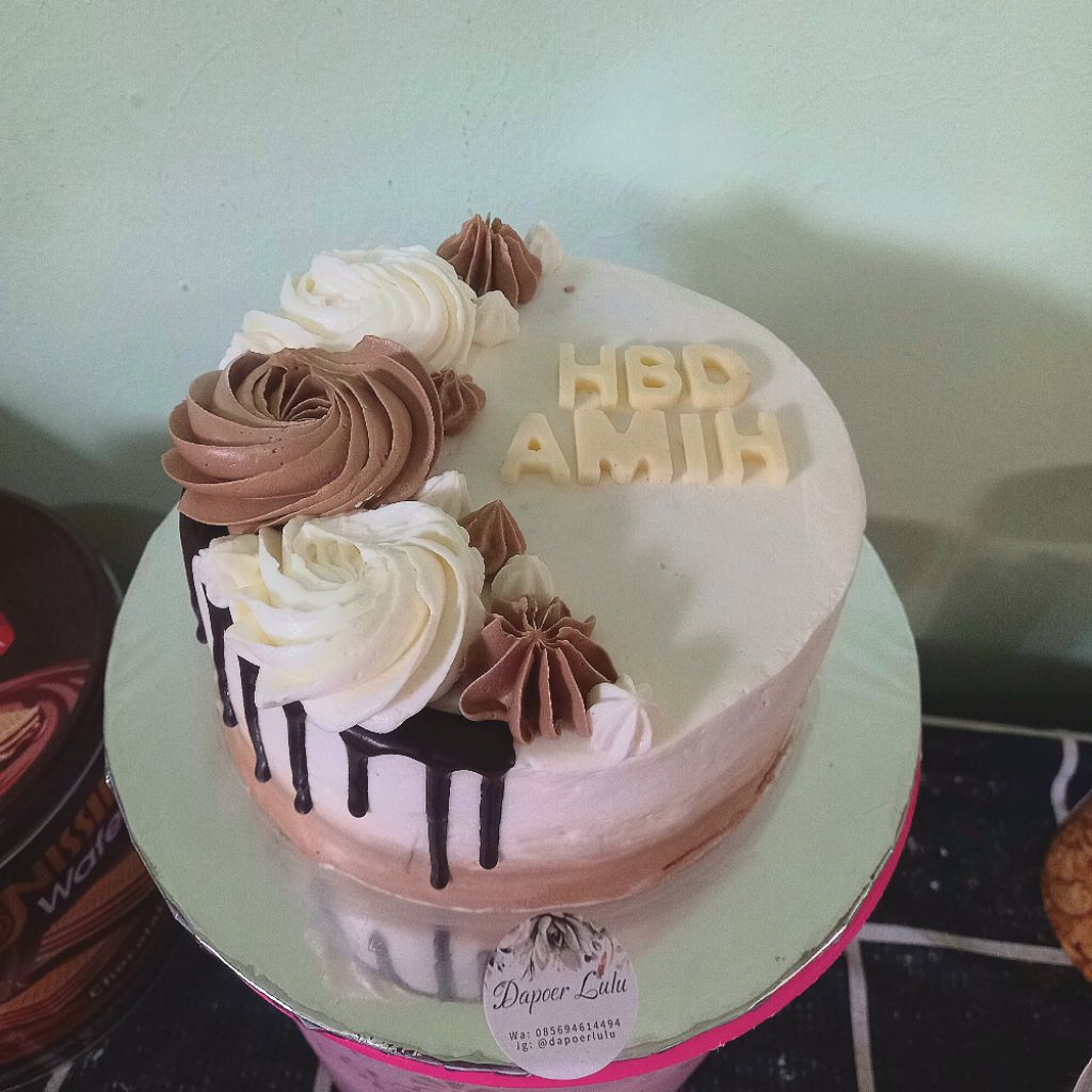 

Birthday Cake Cigombong ukuran 16cm