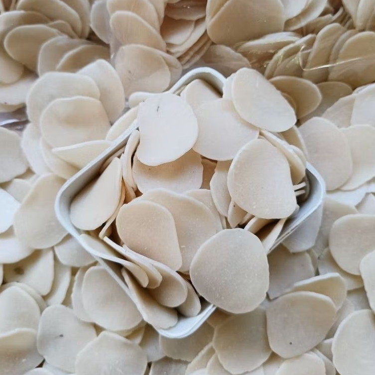 

Kerupuk Bawang Mentah kemasan 250 gr & 500 gr