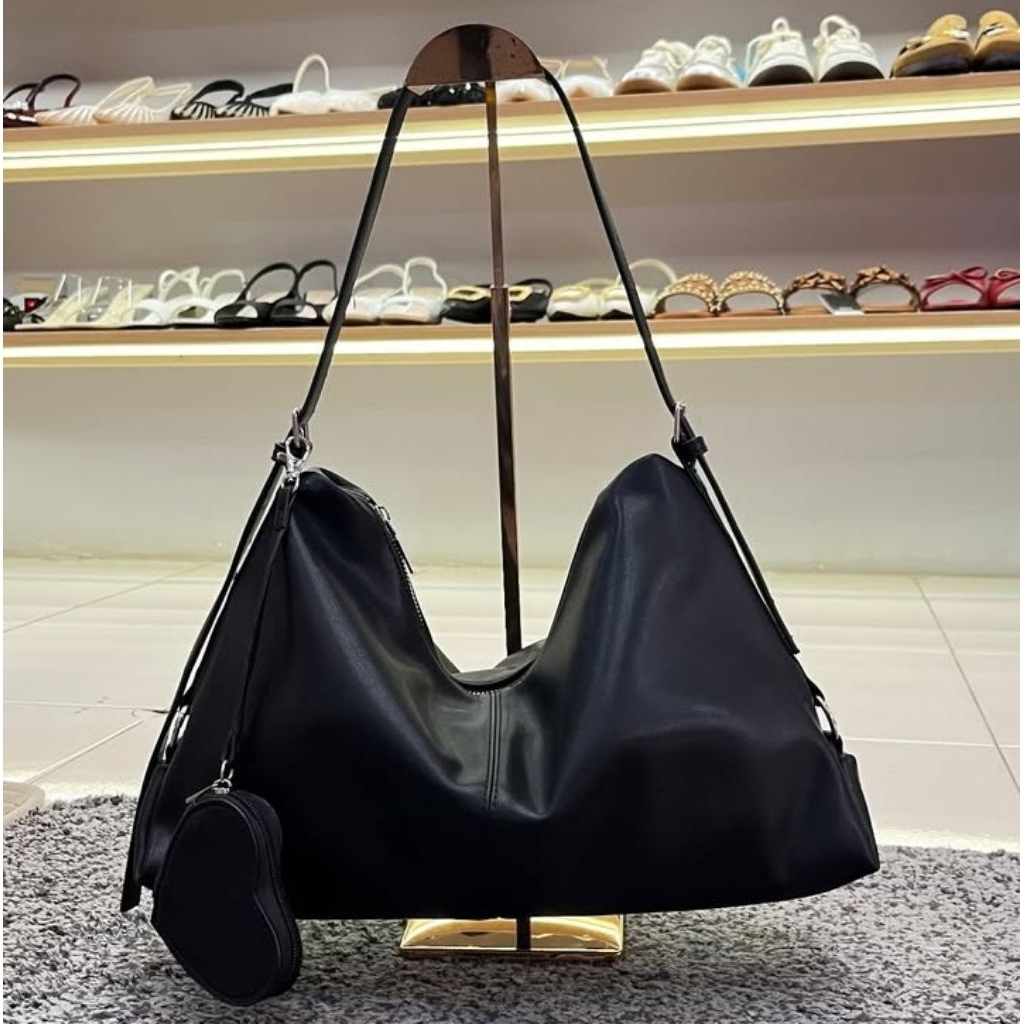 Shoulderbag size medium wanita/tas import size medium/tas bahu import size medium/shoulderbag wanita