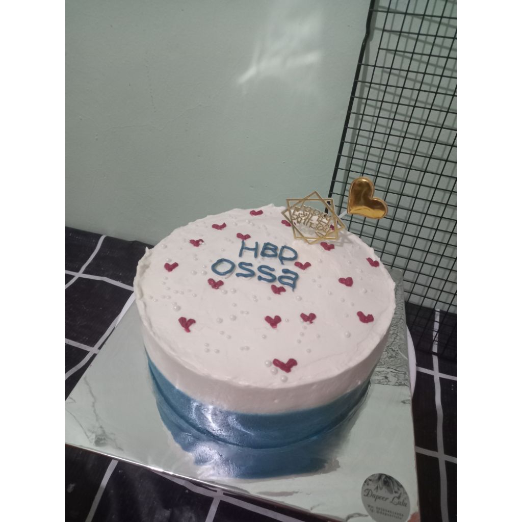 

Birthday Cake Blackforest Simple topper mahkota 20cm