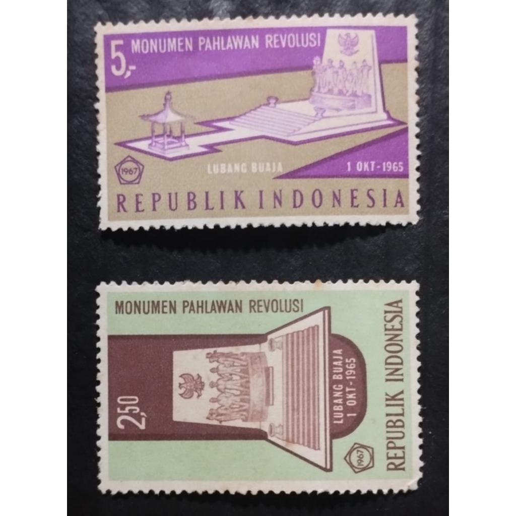 

Prangko Indonesia 58 Tahun Seri Monumen Pahlawan Revolusi 2 Pcs