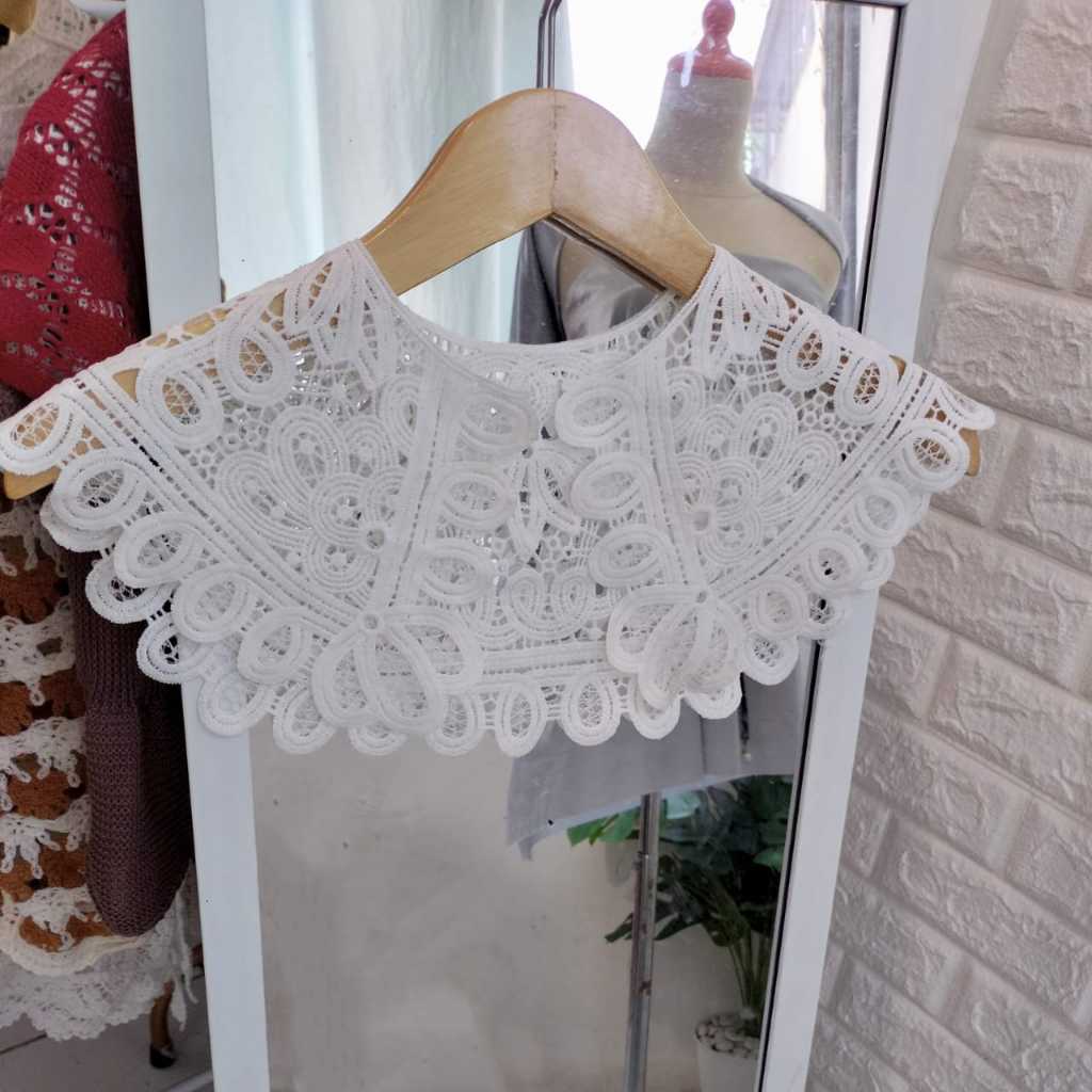 Kerah jahit Renda Bordir Motif Bunga Kelopak Besar Warna Putih Elegan