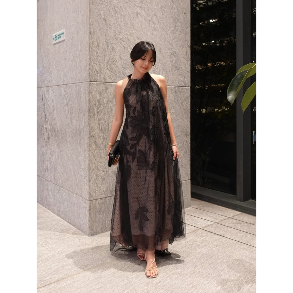 Sewa Dress/Rent Daisy Dress by Touchup Atelier