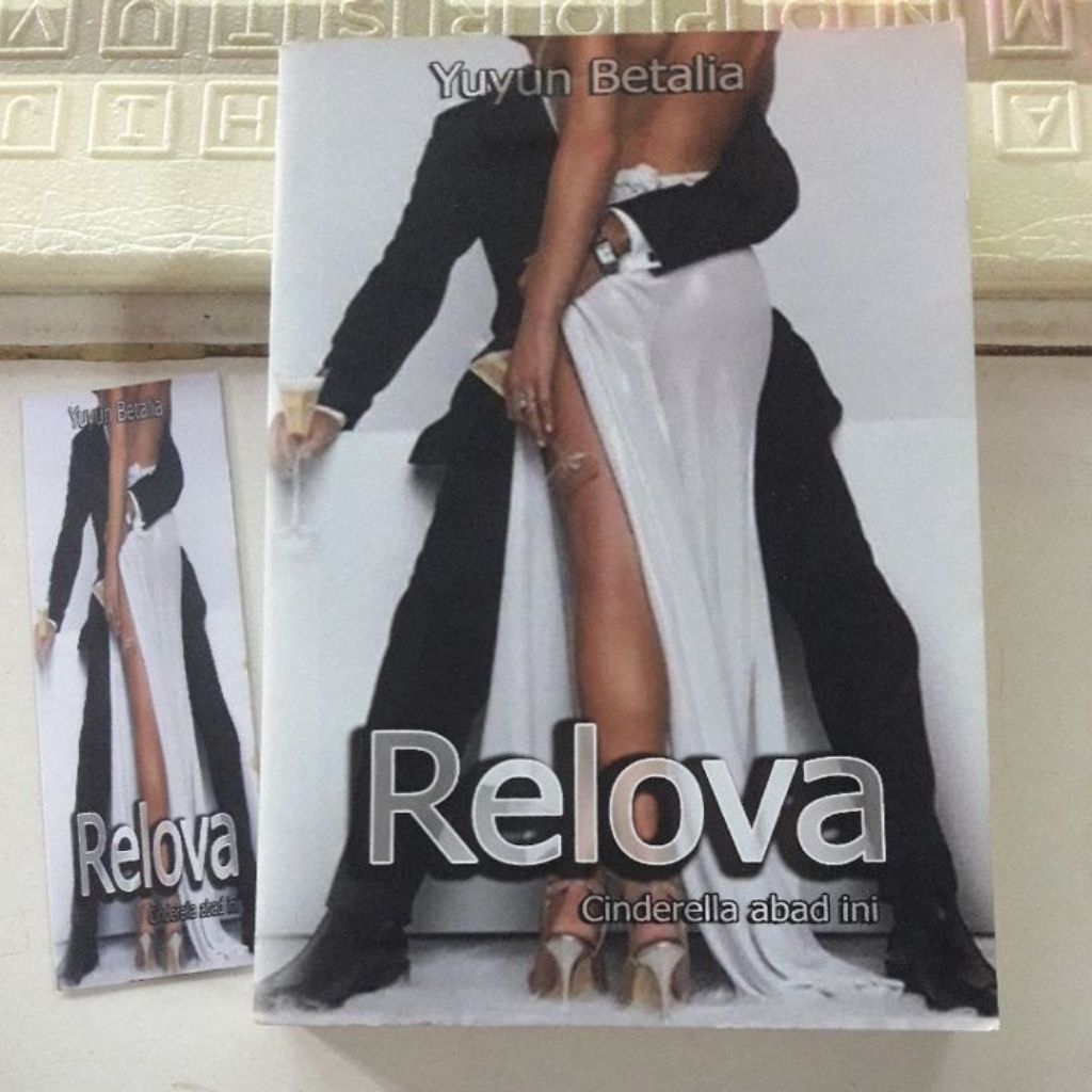 Novel Relova by Yuyun Batalia