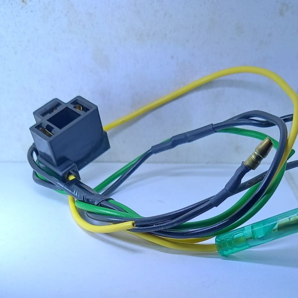 Fitting Socket Lampu H4 Mobil Motor Soket H 4