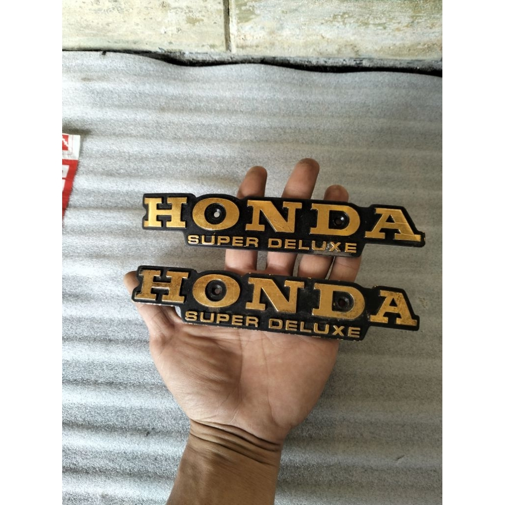 Emblem tangki gl100 gl125 original copotan