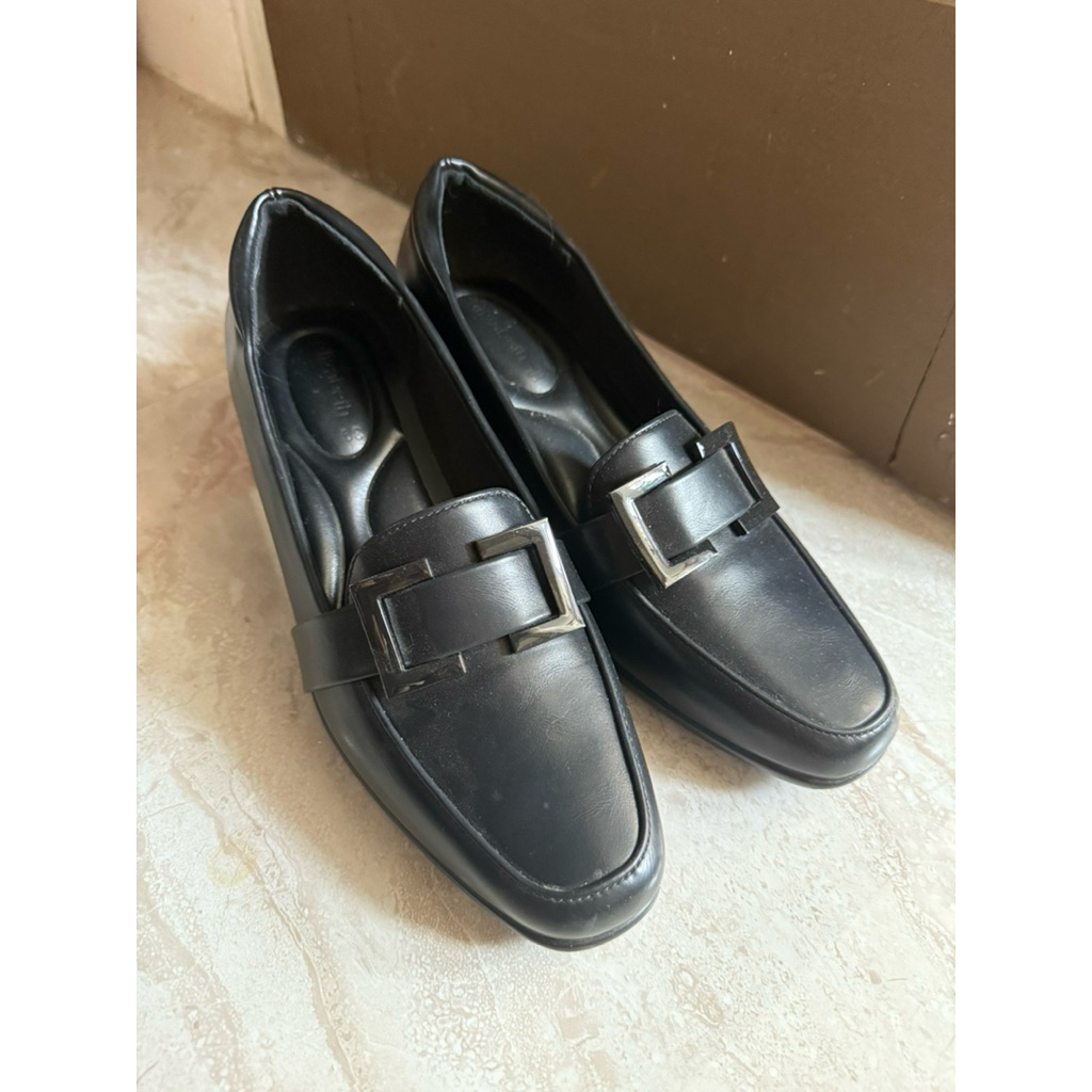 Sepatu Kerja Elizabeth Preloved