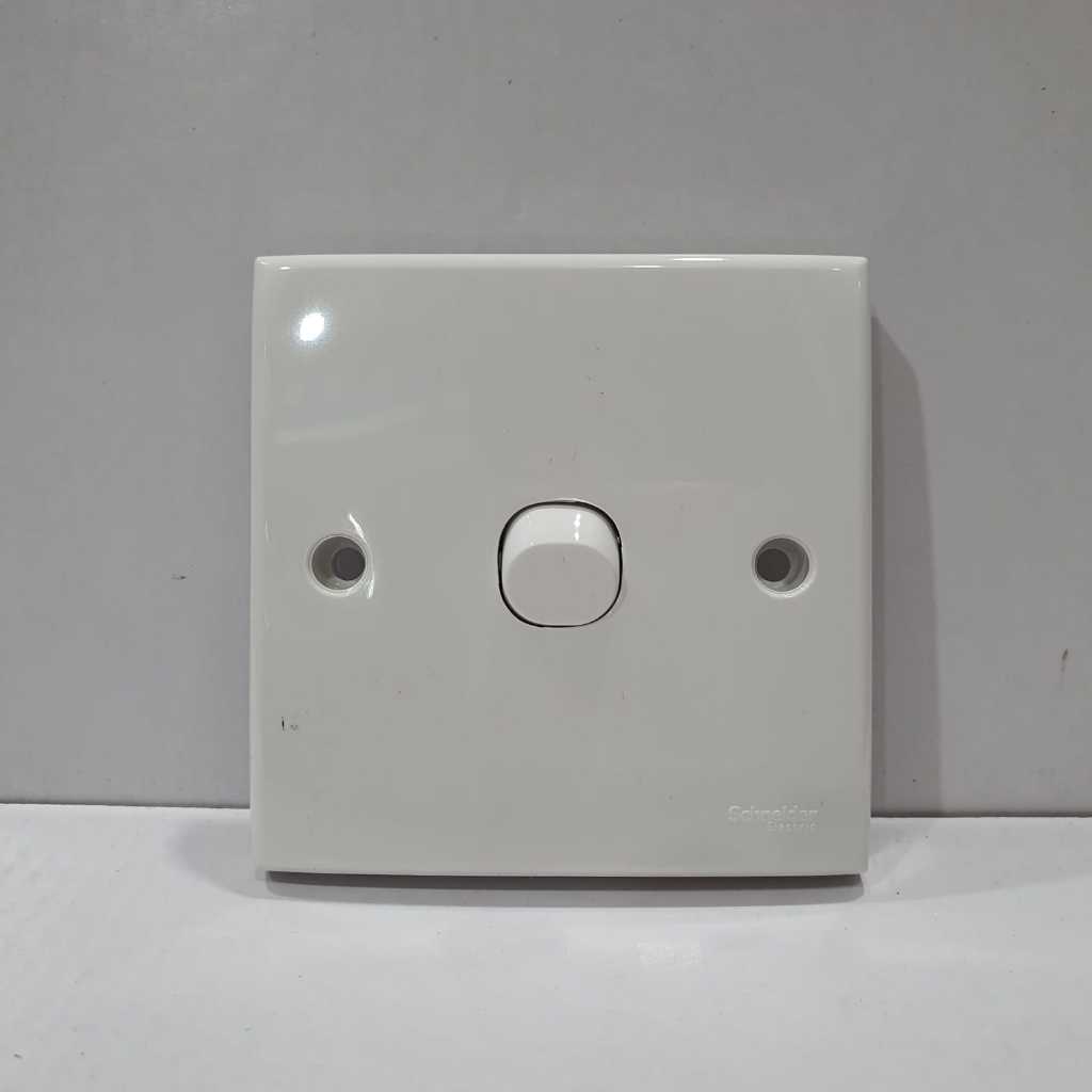 Schneider Clipsal Saklar Lampu Switch Listrik Tunggal