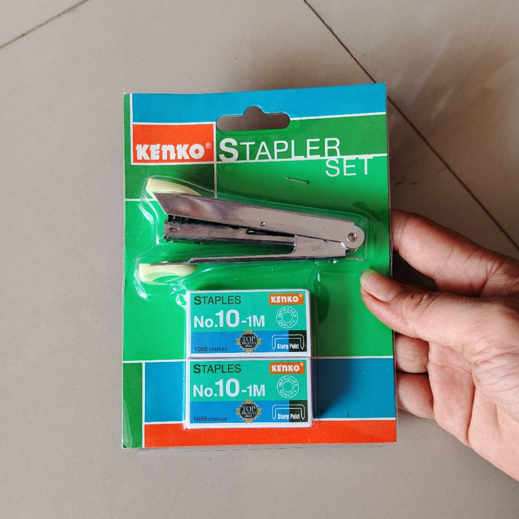 

Staples Set Kenko HD-10 ( Isi Staplesnya Ada 2 Pcs )