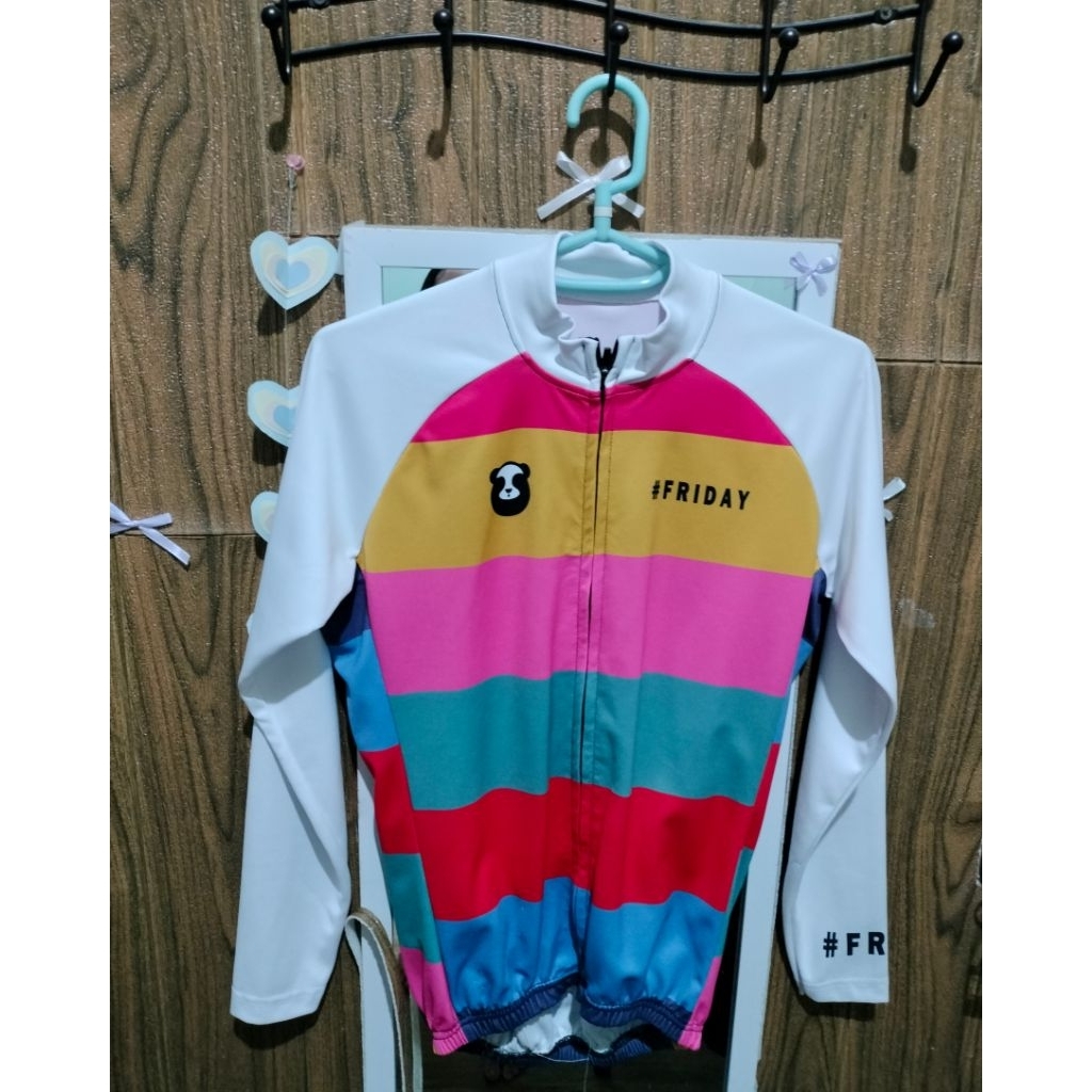 Jersey sepeda cycling Friday pelangi pria wanita preloved second