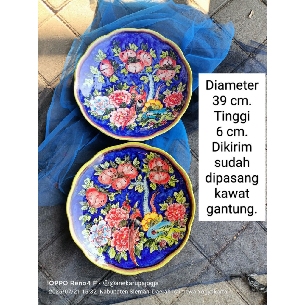 2 buah piring gantung keramik lukis motif imari gambar burung untuk dekorasi hiasan dinding
