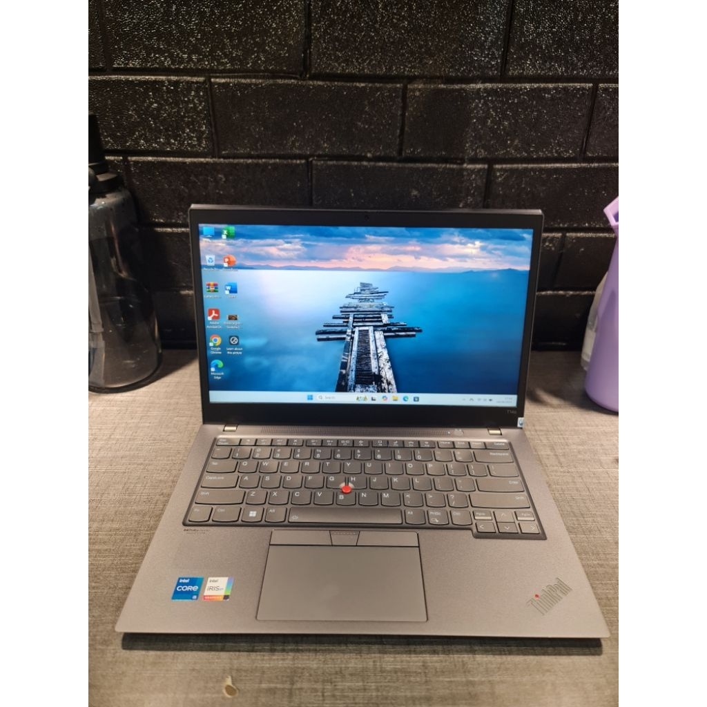 Laptop Lenovo Thinkpad T14s G2 Core i5 1135G7 (11Th Gen) Ram 8GB Ssd 1TB Layar 14in Ips Full HD Slim