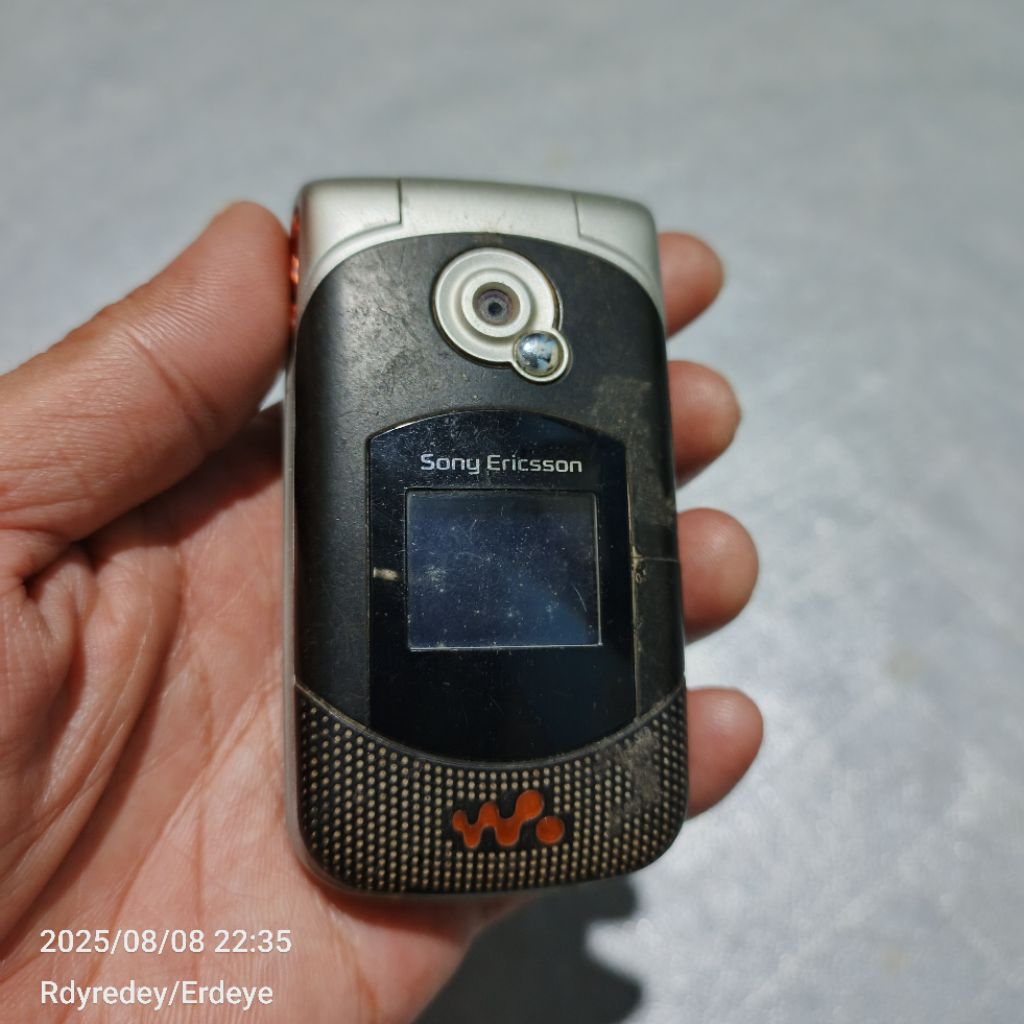 Sparepart Hp Jadul Sony Ericsson W300i