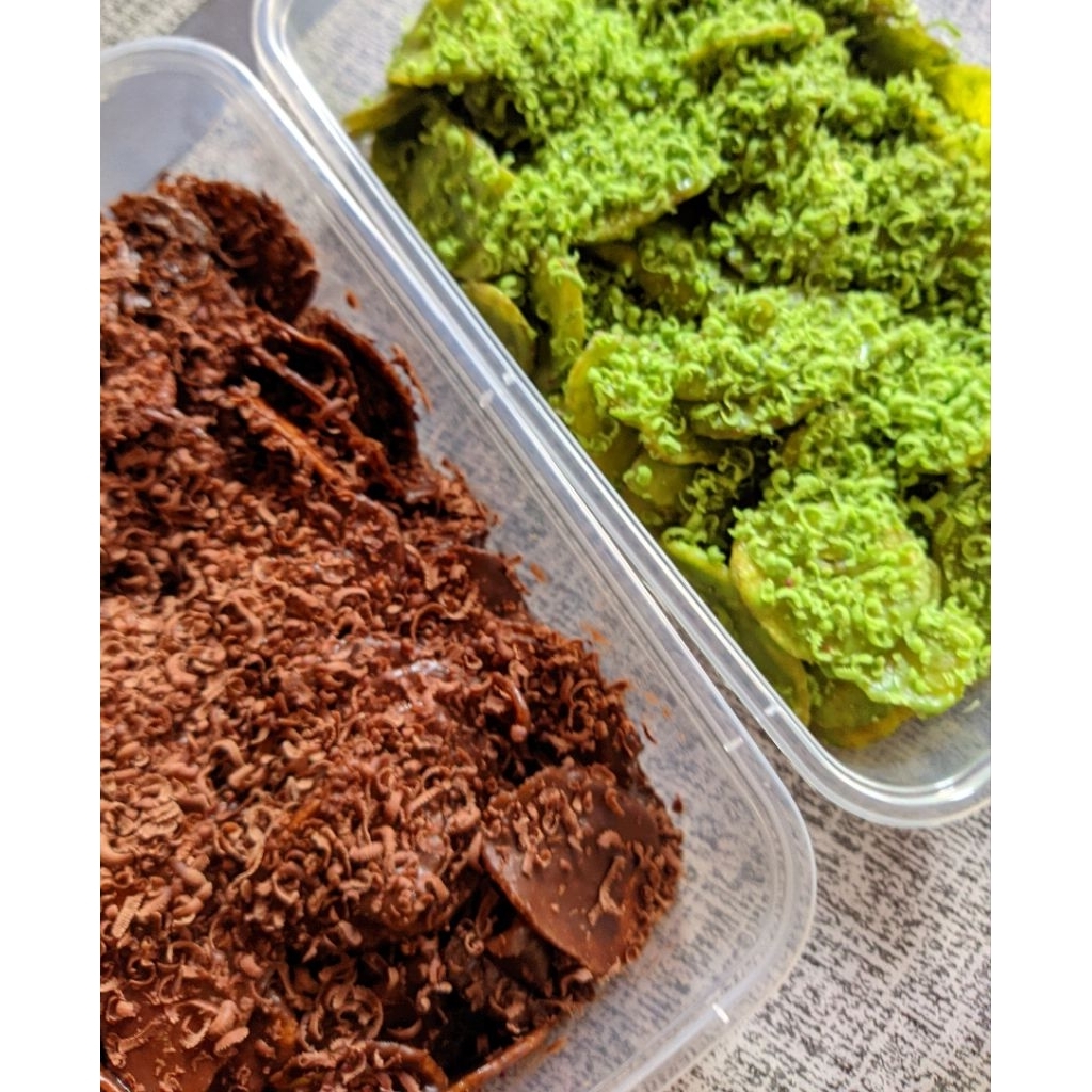 

KRIPIK PISANG LUMER/KRIPIK PISANG COKLAT PAKET HEMAT 2 BOK KEMASAN 500 ML