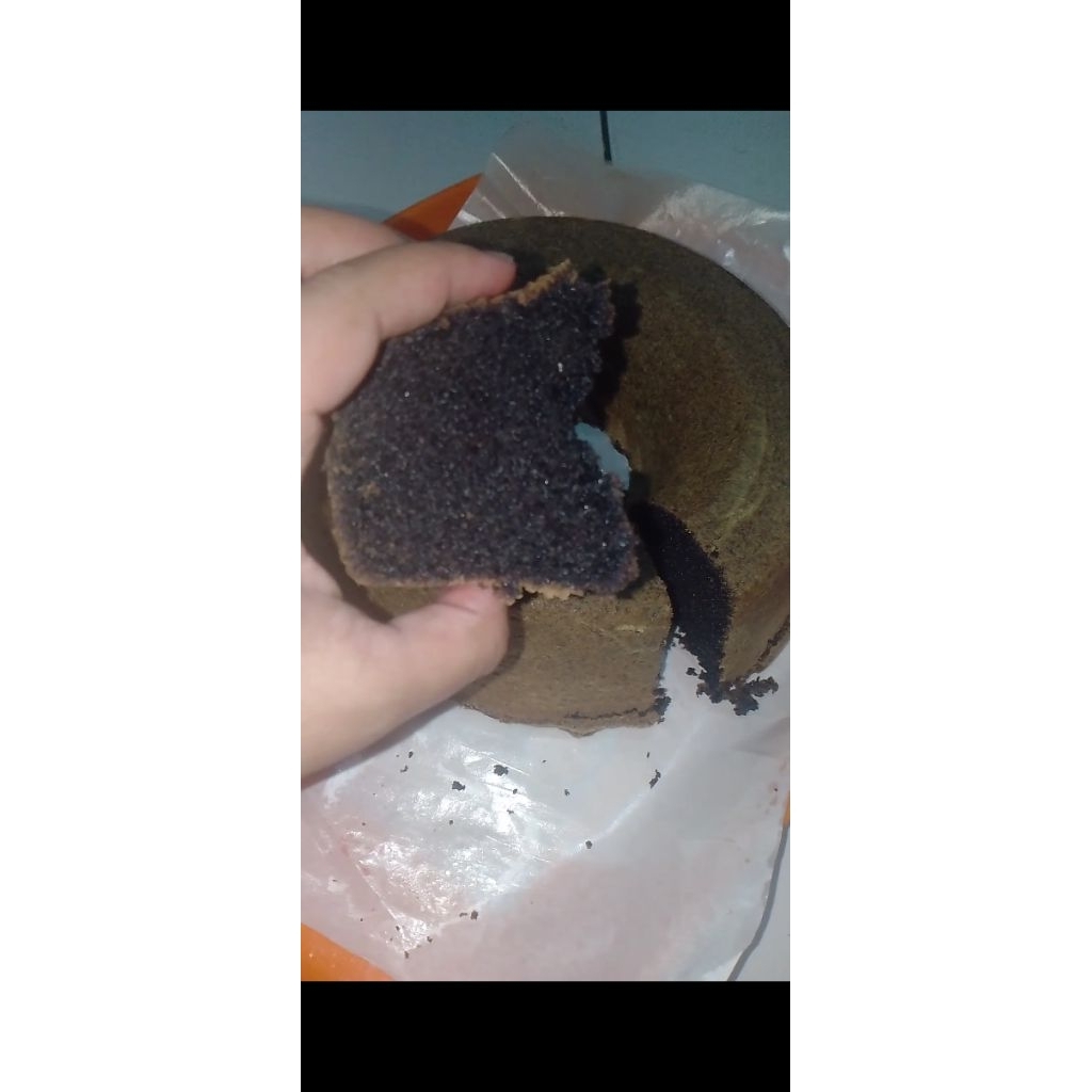 

bolu ketan hitam panggang dengan ketan asli pembuatan dadakan