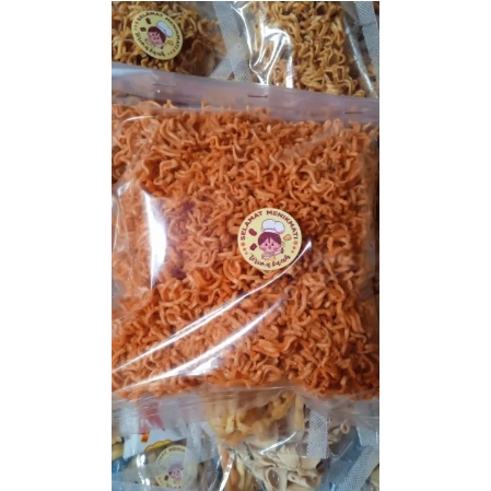 

MIE KERING/MIE KEREMES PEDAS BUMBU MELIMPAH PEDAS DAUN JERUK 500GRAM