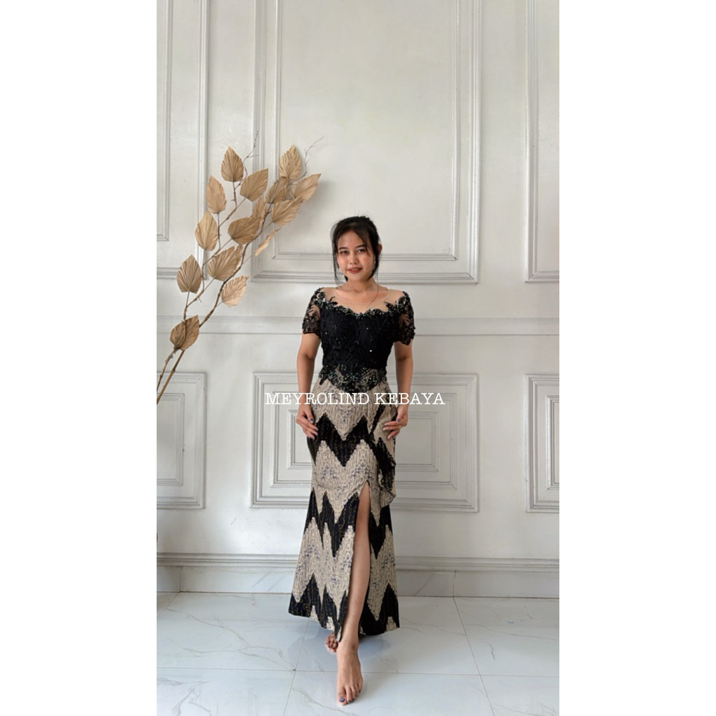LONGDRESS KEBAYA / MEYROLIND KEBAYA / CUSTOM DRESS / JAHIT / KEBAYA PREMIUM