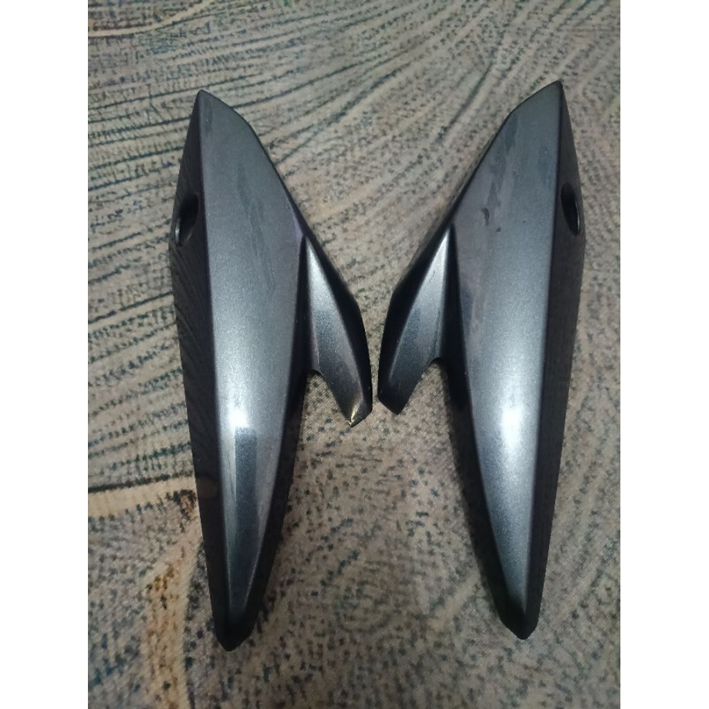 COVER KUPINGAN LAMPU DEPAN KANAN KIRI YAMAHA BYSON FI ORIGINAL