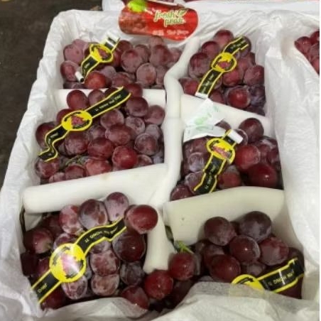 

Buah Anggur Red Globe fresh Per 1 bok krat