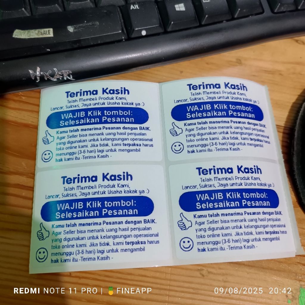 

Stiker Seller Amanah Label Toko Online Wajib Klik Tombol Selesaikan Pesanan