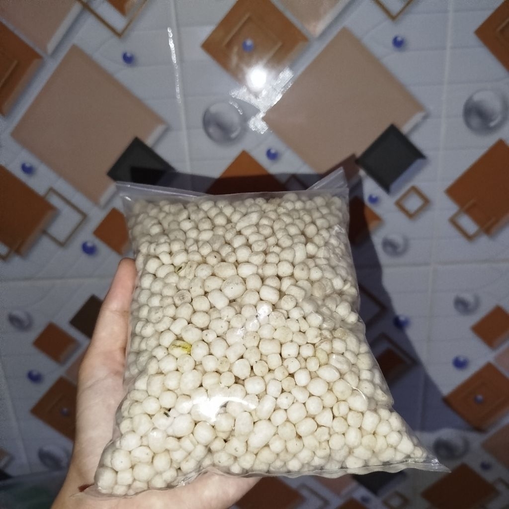 

Pilus kletuk kucai khas Tegal, netto 250 gr || Pilus renyah enak gurih