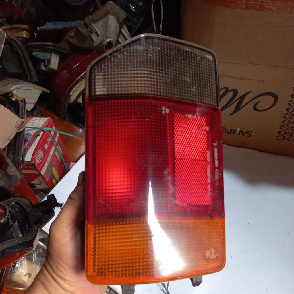 Stop lamp lampu belakang karimun kotak ORIGINAL