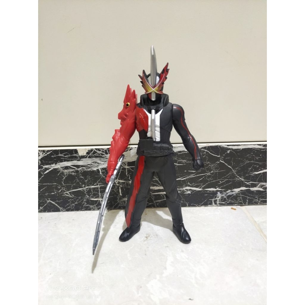 Rhs kamen rider brave dragon figure