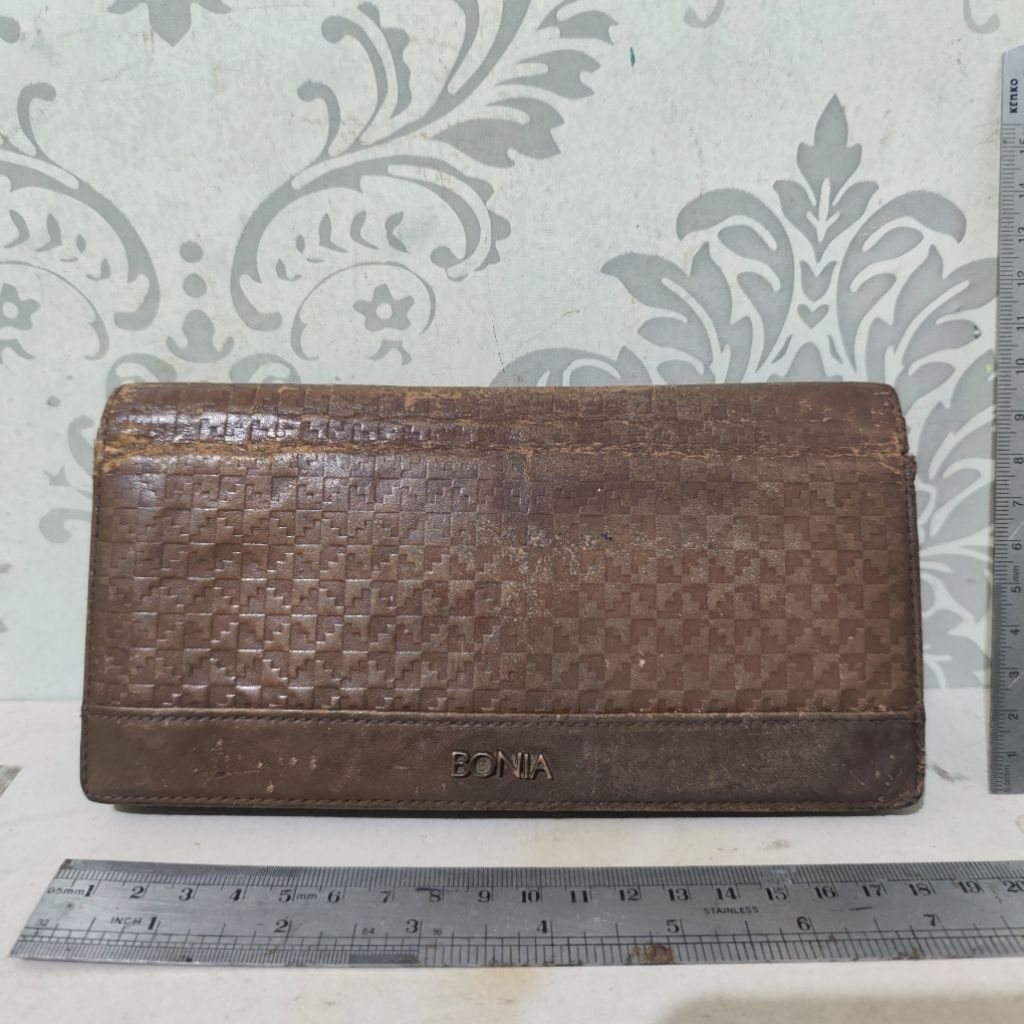 Dompet wanita Bonia preloved