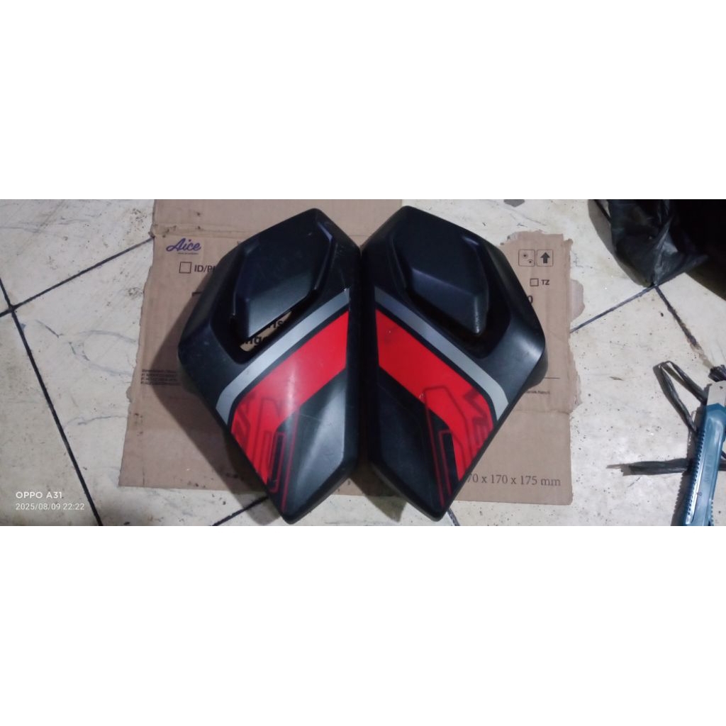 Cover/shroud sayap tangki Cb Verza 150
