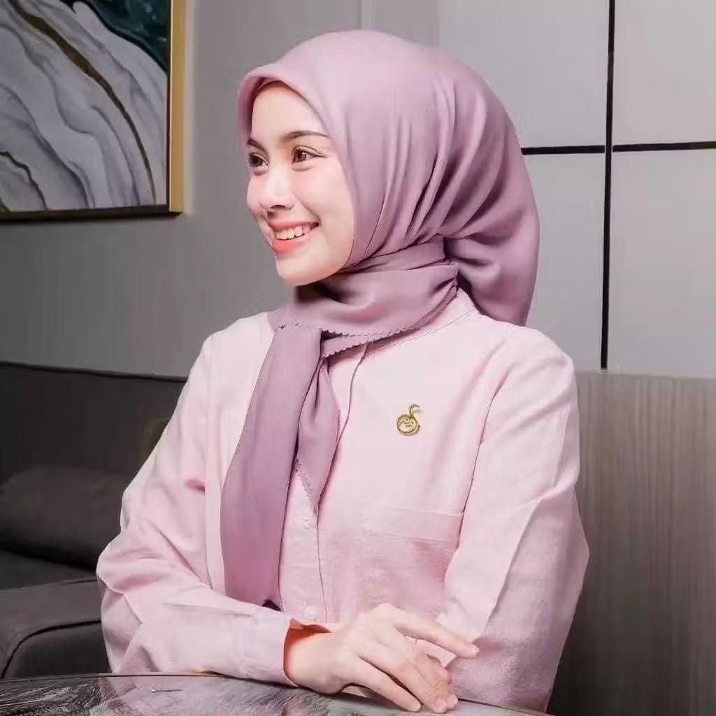 Hijab Segiempat Sinar Glamour Gliter || Kerudung Segiempat Sinar Glamour Mewah