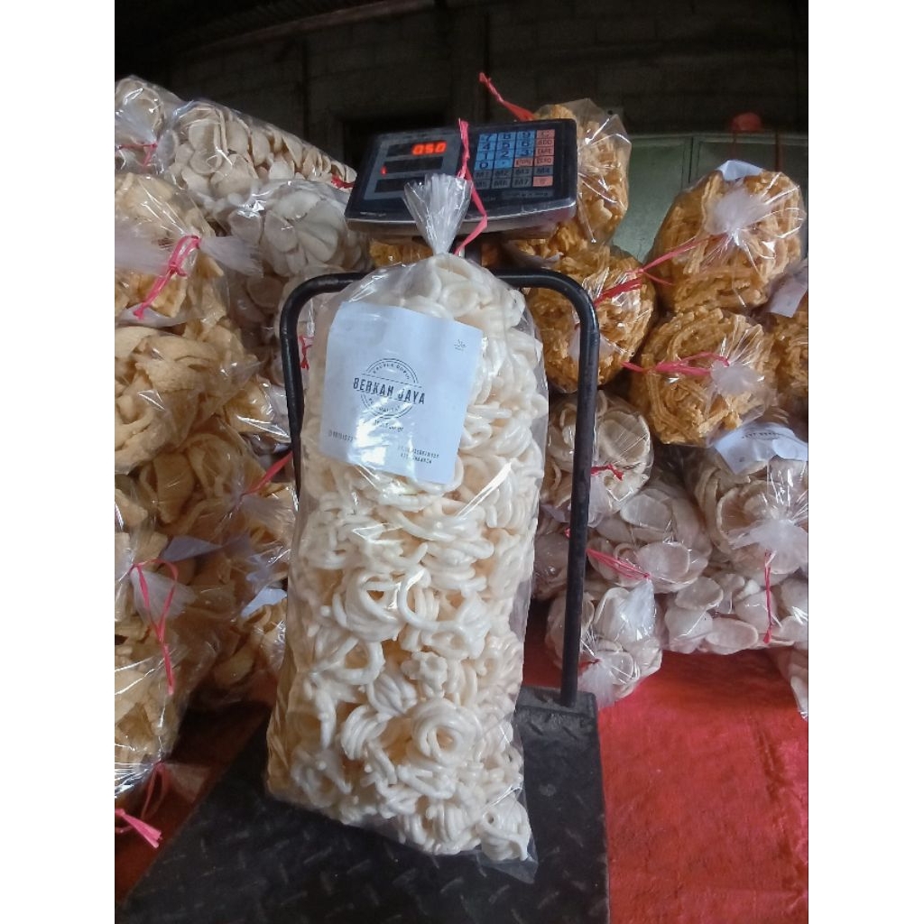 

KRUPUK GULING 500 GRAM KEONG